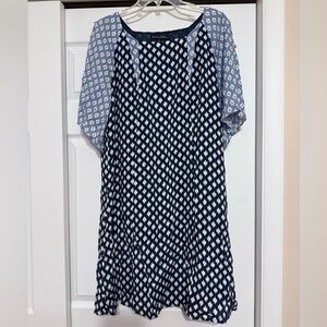 Brooks Brothers Navy &  White Patterned Shift Dress - Size Medium